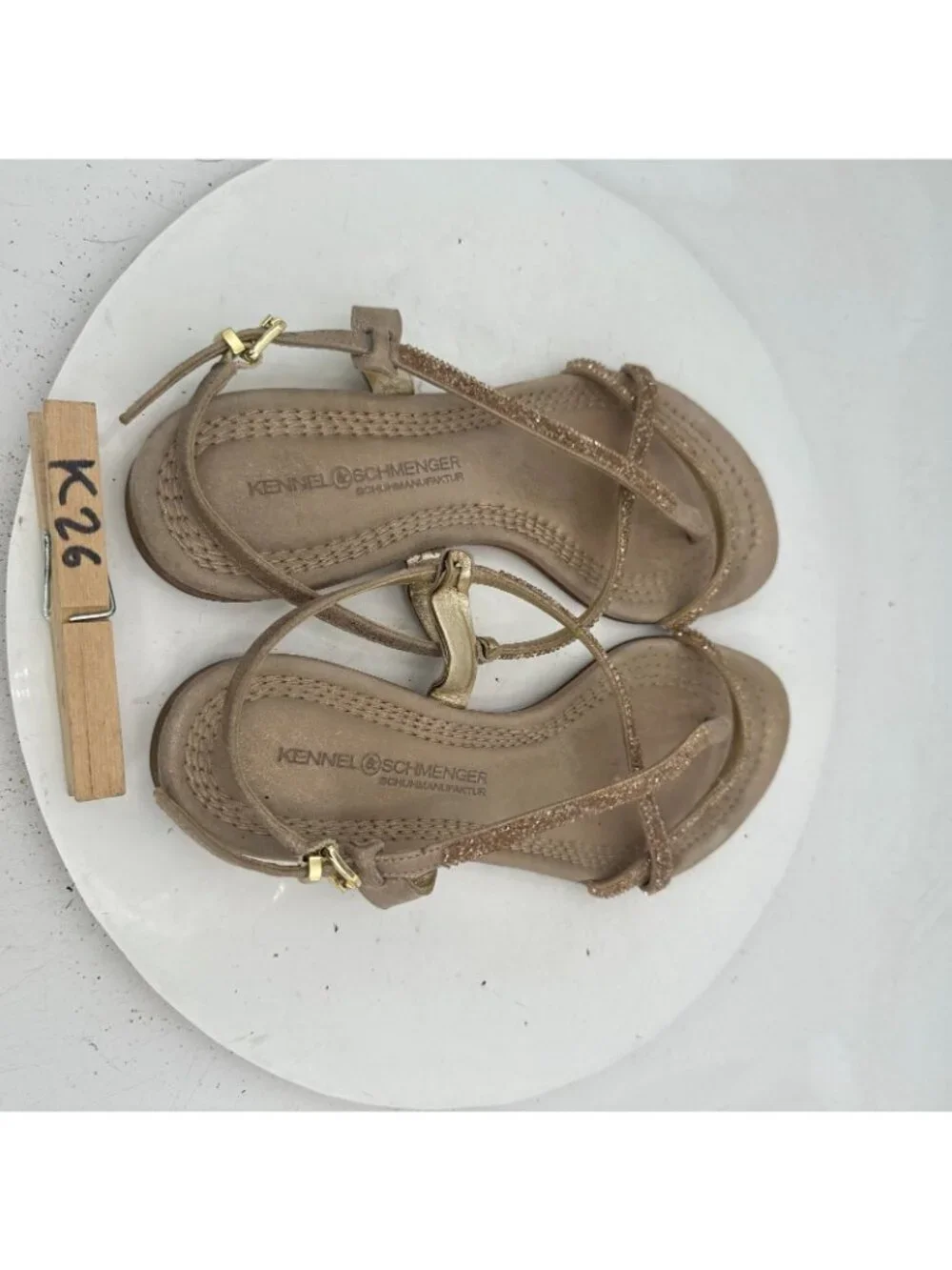 Kennel & Schmenger Womens Size 5 Gold Strappy Metallic Sling Back Flat Sandal